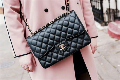 chanel pouch styling